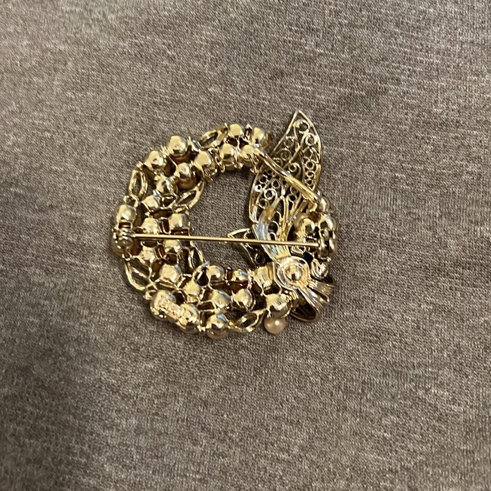 brooch - Picture 2 of 2